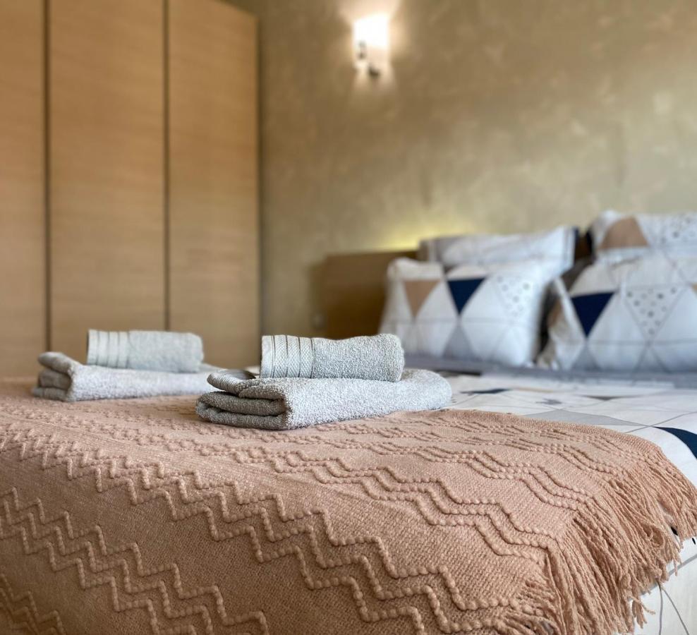 Entire For 4 Guests In Apartment Sofia